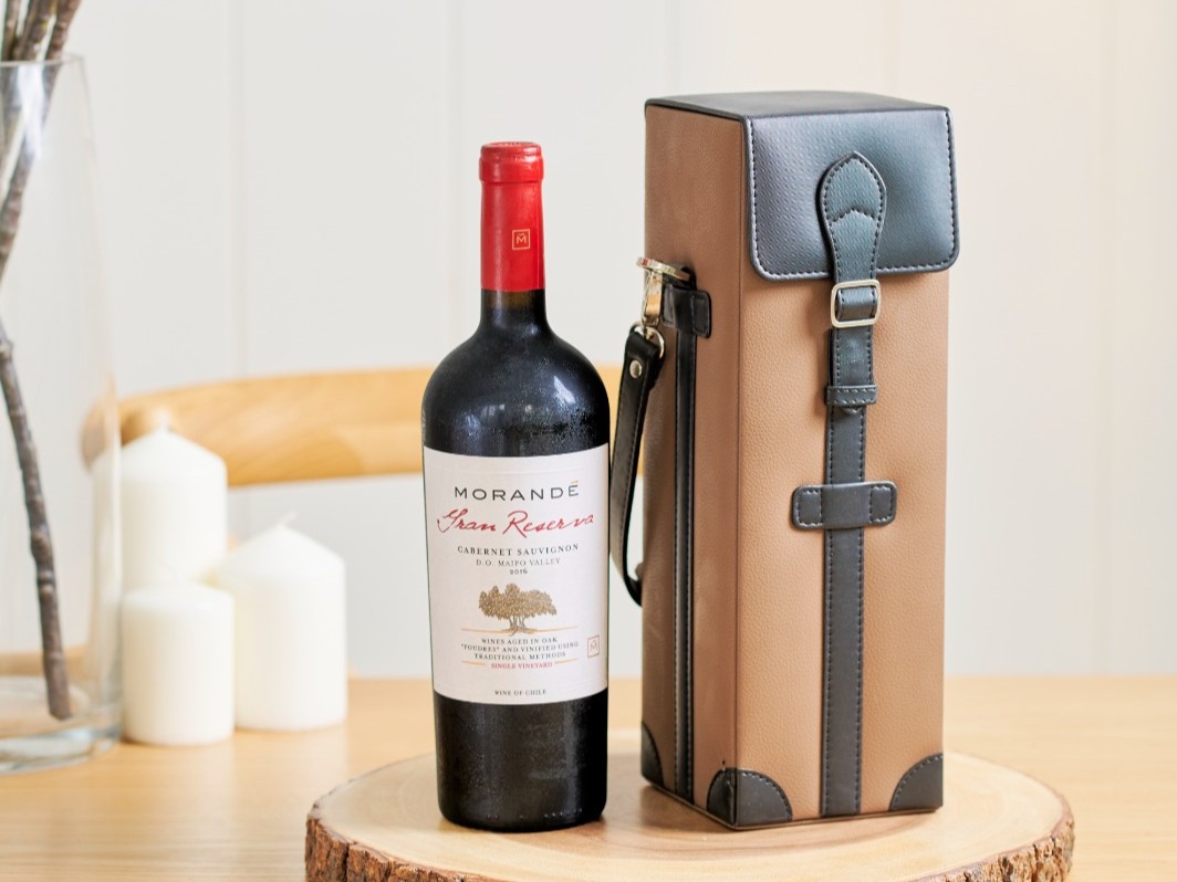 製作を依頼する業者を選ぶ際の注意点